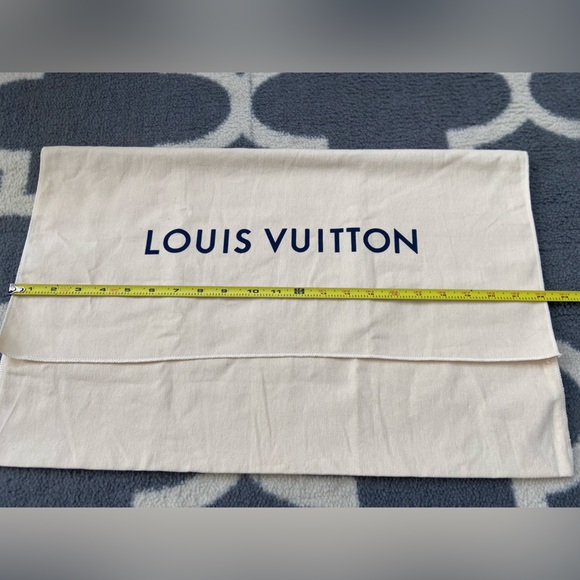 NWOT Authentic Louis Vuitton Foldover Handbag Storage Dust Cover 22”W X 14”H - Picture 8 of 9